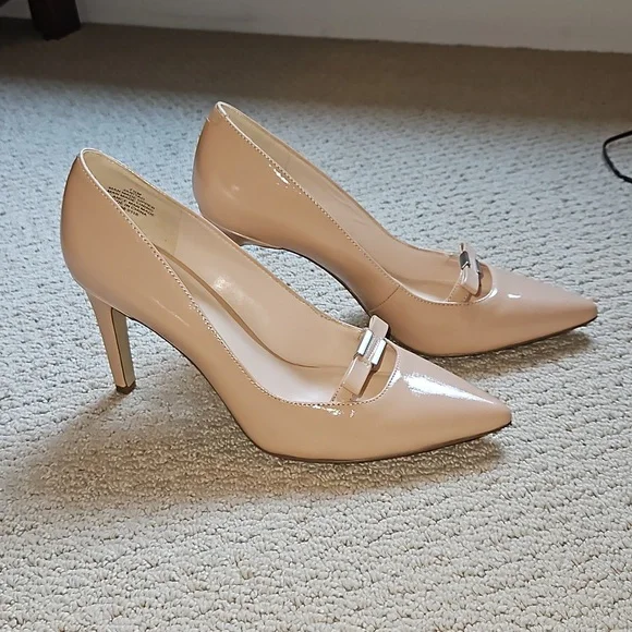 Nine West Nude Patent Pointed-Toe Pumps - Picture 3 of 10